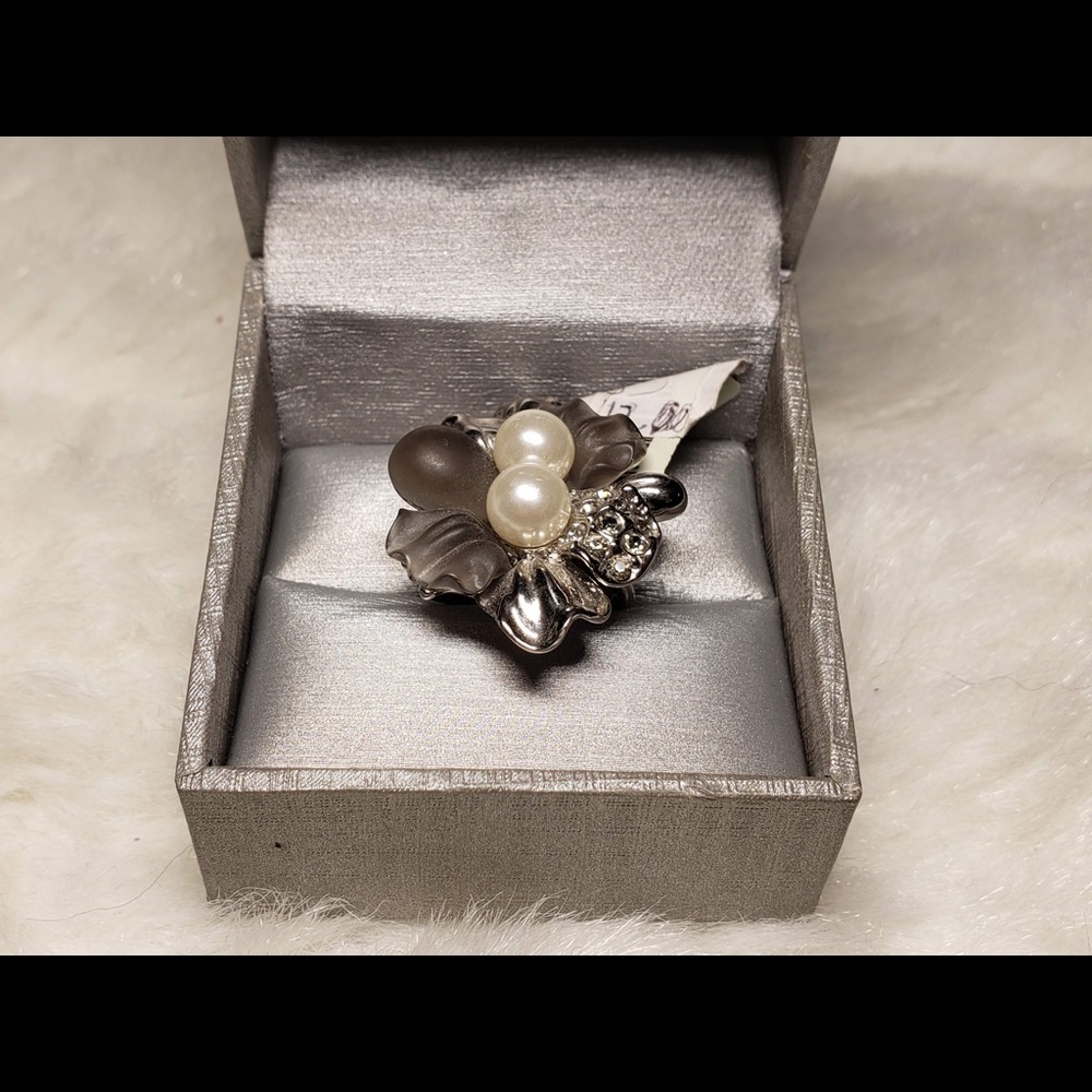 Flower Faux Pearl Silver Ring Crystal Embellished